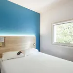 Hotel Hotelf1 Paris Ouen Marche Aux Puces *