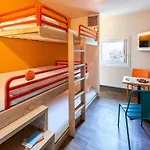 Hotelf1 Paris Ouen Marche Aux Puces Hotel