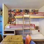 Hotel Hotelf1 Paris Ouen Marche Aux Puces