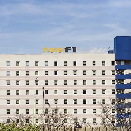 Hotelf1 Paris Ouen Marche Aux Puces Hotel