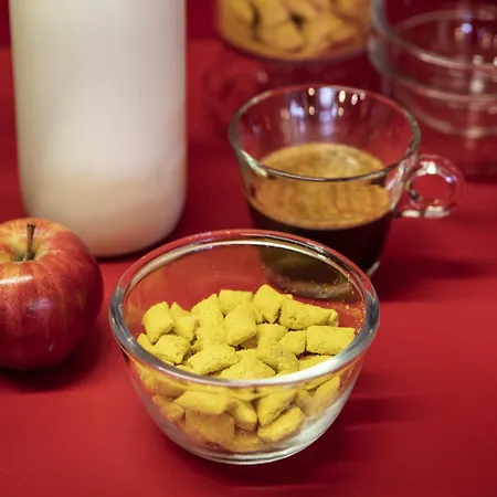 Hotelf1 Paris Ouen Marche Aux Puces