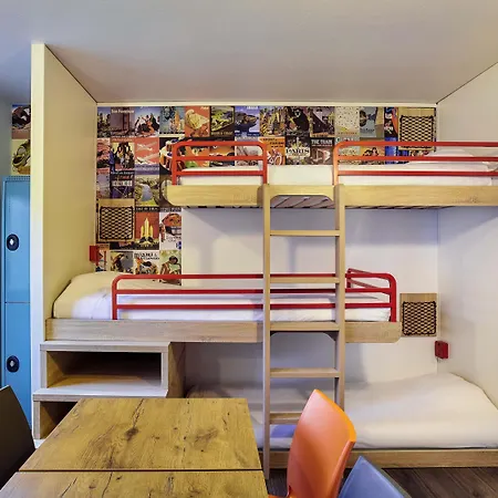 Hotel Hotelf1 Paris Saint Ouen Marche Aux Puces