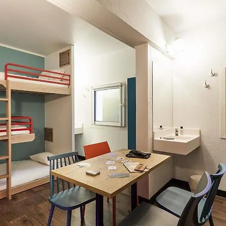 Hotelf1 Paris Saint Ouen Marche Aux Puces Hotel *