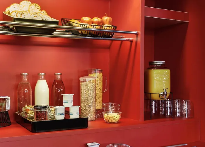 Hotelf1 Paris Ouen Marche Aux Puces Saint-Ouen