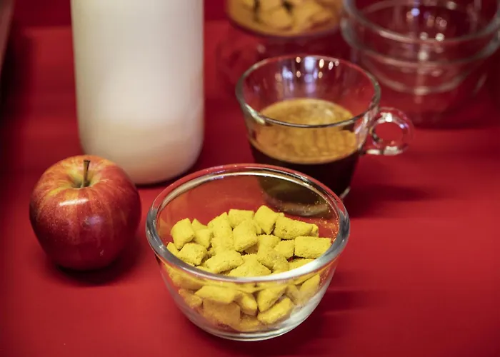 Hotelf1 Paris Ouen Marche Aux Puces