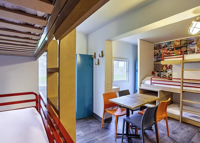 Hotelf1 Paris Ouen Marche Aux Puces Saint-Ouen