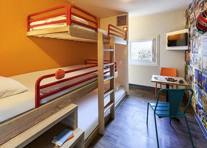 Hotelf1 Paris Ouen Marche Aux Puces * Saint-Ouen