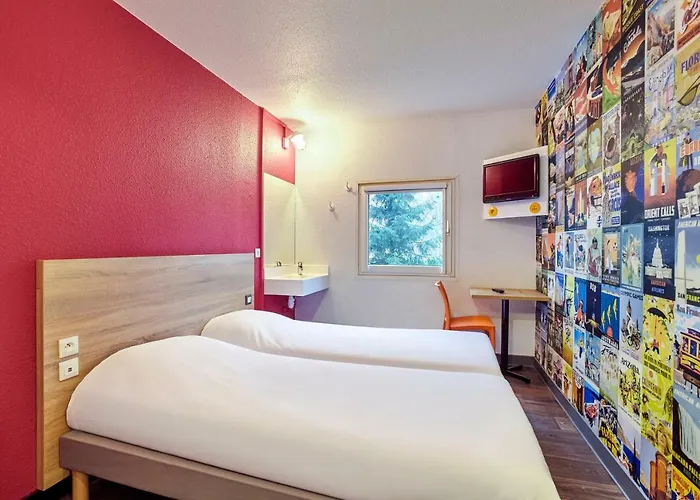 Szálloda Hotelf1 Paris Ouen Marche Aux Puces *