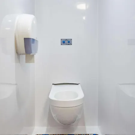 Hotel Hotelf1 Paris Saint Ouen Marche Aux Puces