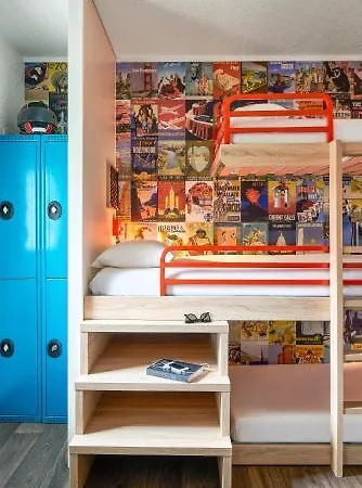 Hotel Hotelf1 Paris Saint Ouen Marche Aux Puces